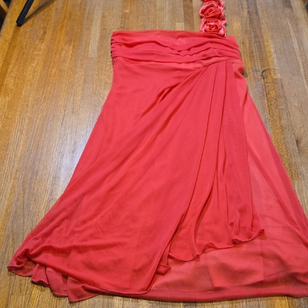 Eureka Women Medium Coral One-Shoulder‎ Rosette Strap Empire Waist Midi Dress